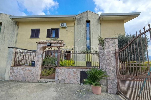 casa indipendente in vendita ad Airola