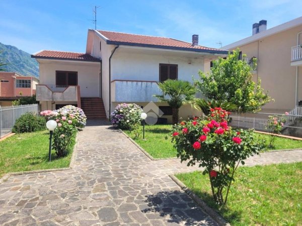 casa indipendente in vendita ad Airola