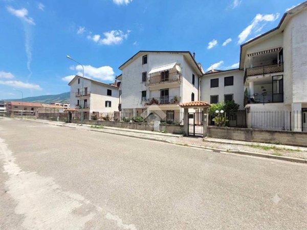 appartamento in vendita ad Airola