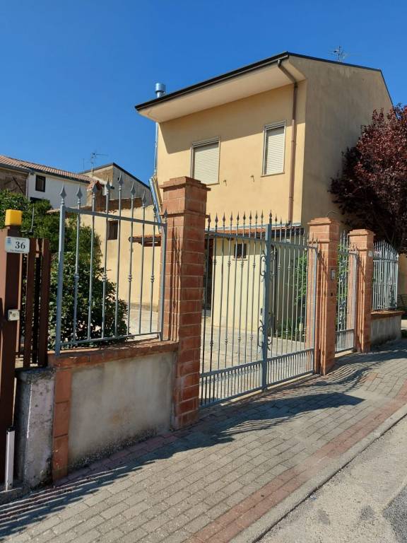 casa indipendente in vendita ad Airola