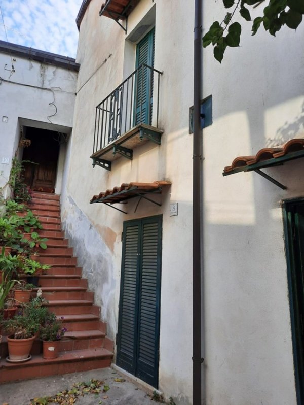 casa indipendente in vendita ad Amorosi