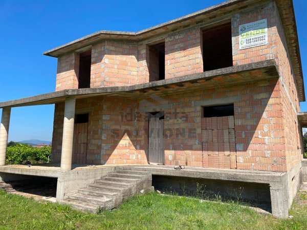 casa indipendente in vendita ad Amorosi