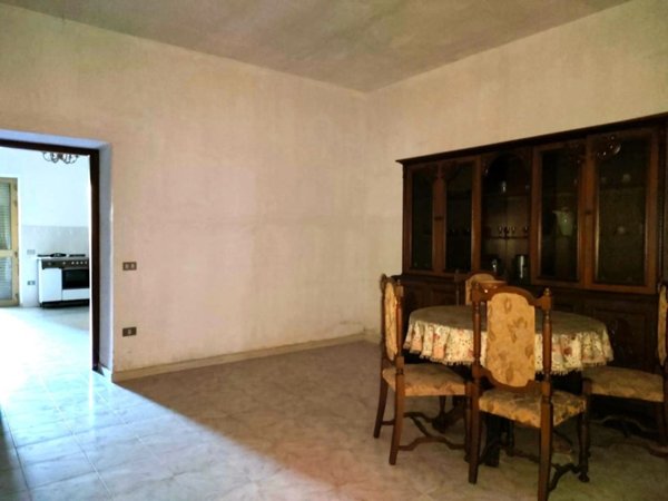casa indipendente in vendita ad Amorosi