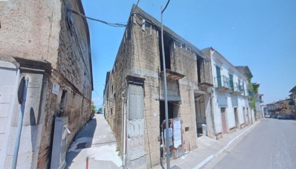 casa indipendente in vendita ad Amorosi