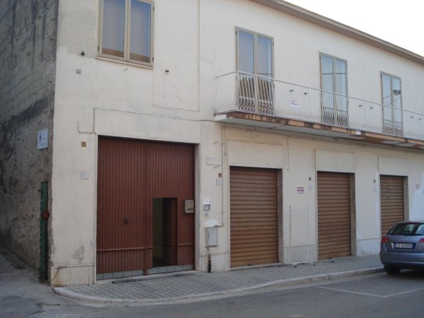 casa indipendente in vendita ad Amorosi