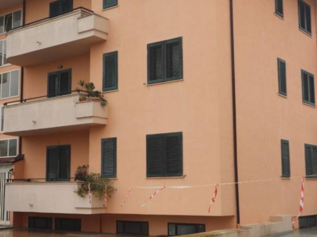 appartamento in vendita ad Amorosi