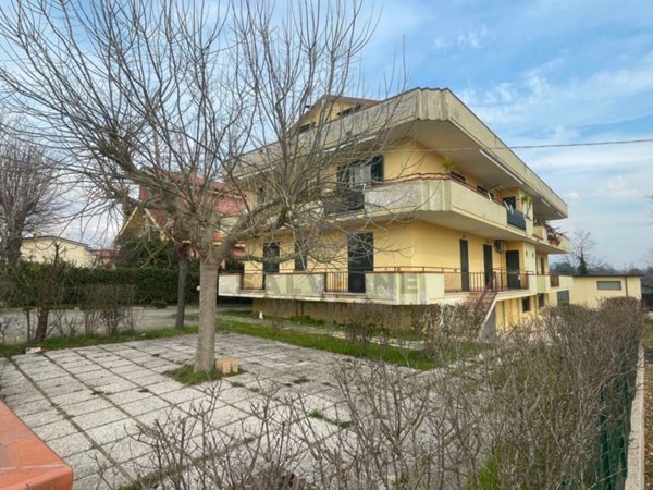 appartamento in vendita ad Amorosi