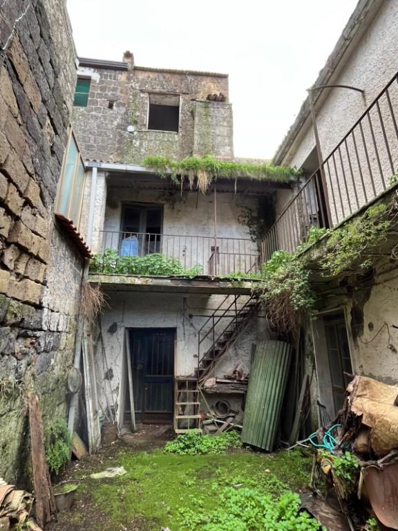 casa indipendente in vendita ad Amorosi