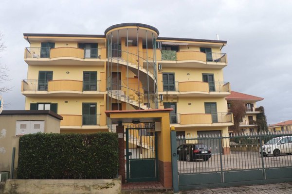 appartamento in vendita ad Amorosi