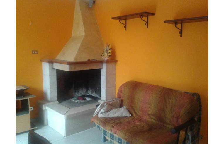 casa indipendente in vendita ad Amorosi