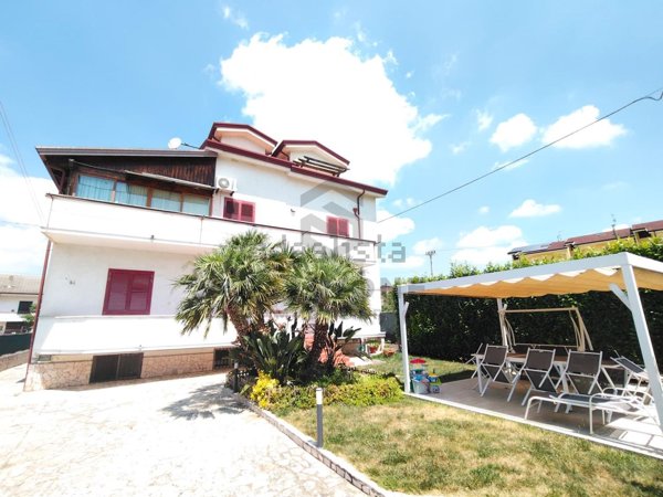 casa indipendente in vendita ad Amorosi