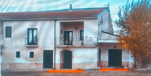 casa indipendente in vendita ad Amorosi