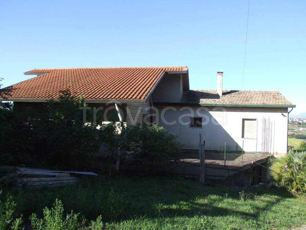 casa indipendente in vendita ad Apice