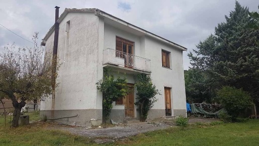 quadrivano in vendita ad Apice in zona Calvano