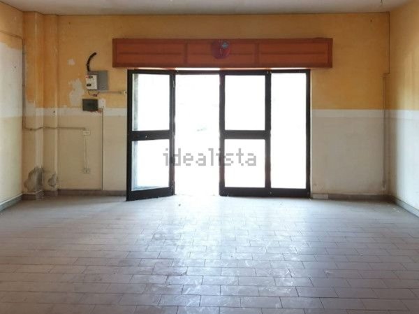 locale commerciale in vendita ad Apice