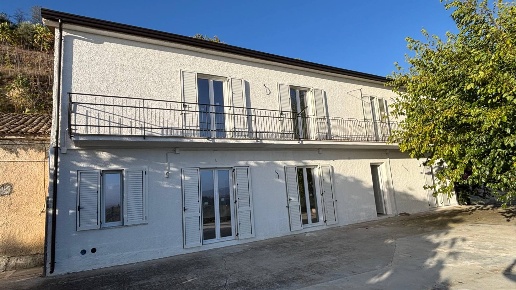 casa indipendente in vendita ad Apice