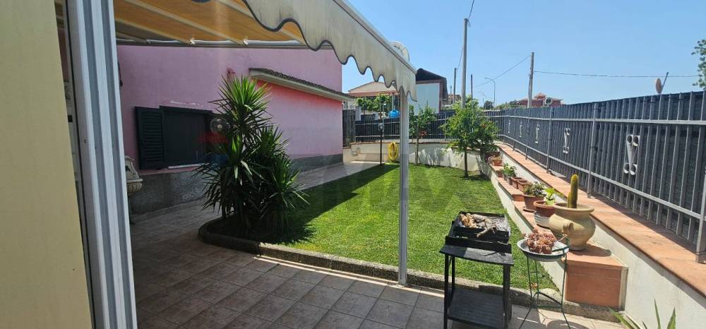 casa indipendente in vendita ad Apice