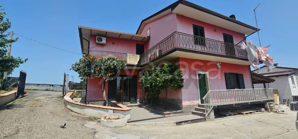 casa indipendente in vendita ad Apice in zona San Donato