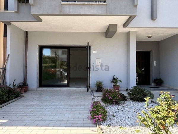 casa semindipendente in vendita ad Apice