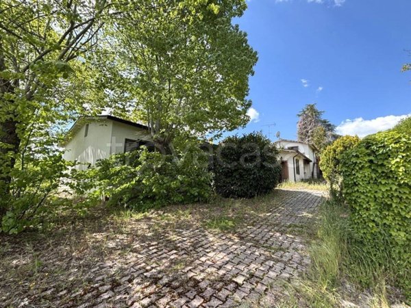 casa indipendente in vendita ad Apice