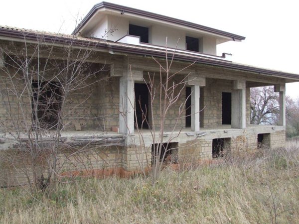 casa indipendente in vendita ad Apice in zona San Martino