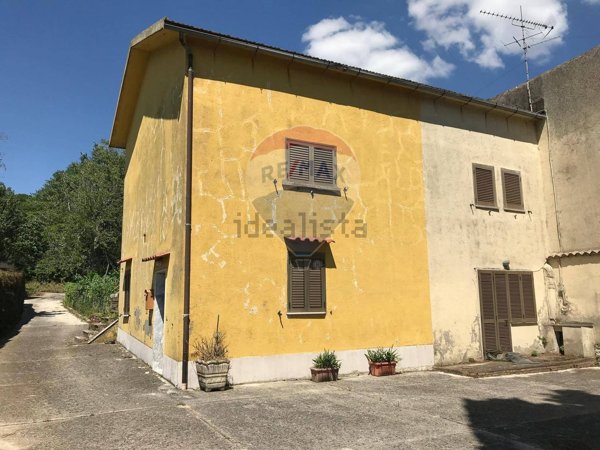casa indipendente in vendita ad Apollosa