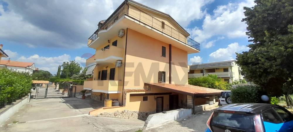 casa indipendente in vendita ad Apollosa