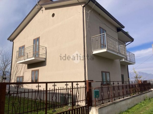 appartamento in vendita ad Apollosa