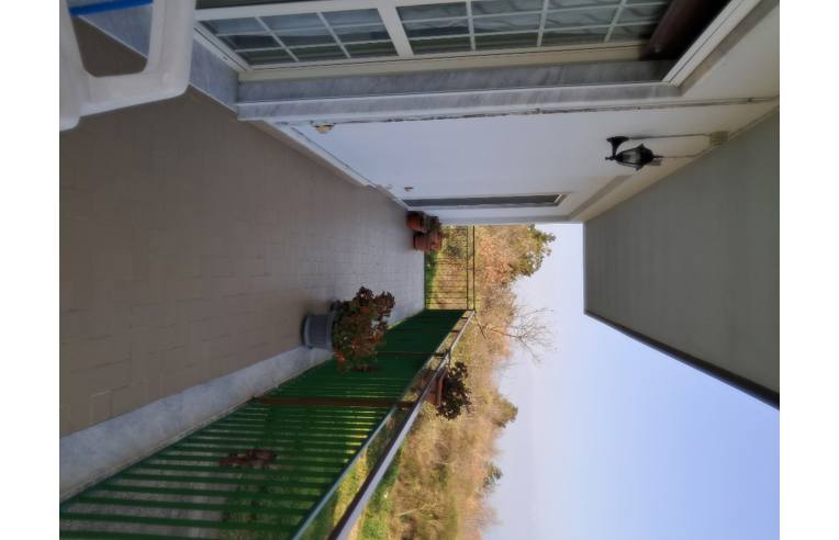 casa indipendente in vendita ad Apollosa in zona San Giovanni