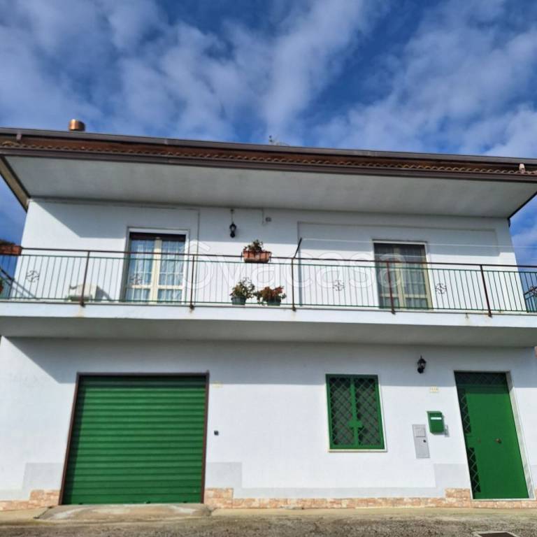 casa indipendente in vendita ad Apollosa