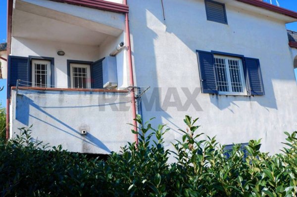 casa indipendente in vendita ad Apollosa