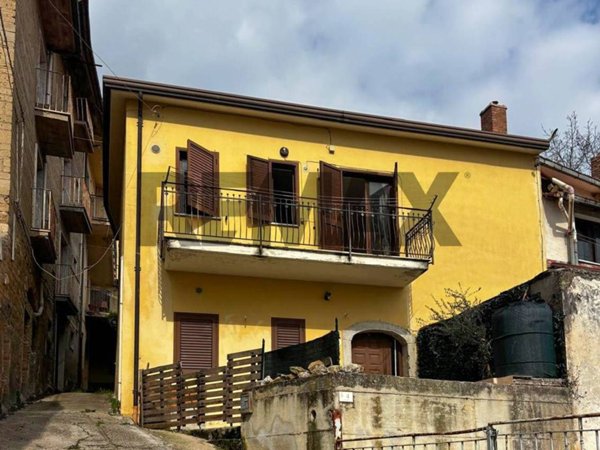 casa indipendente in vendita ad Apollosa