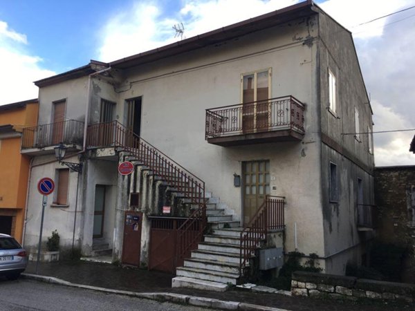 casa indipendente in vendita ad Apollosa