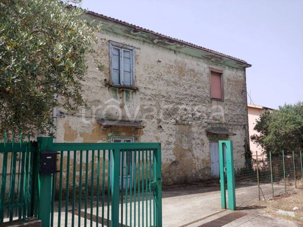 casa indipendente in vendita ad Arpaia