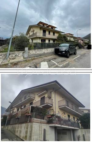 appartamento in vendita ad Arpaia
