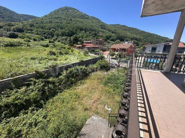 appartamento in vendita ad Arpaia