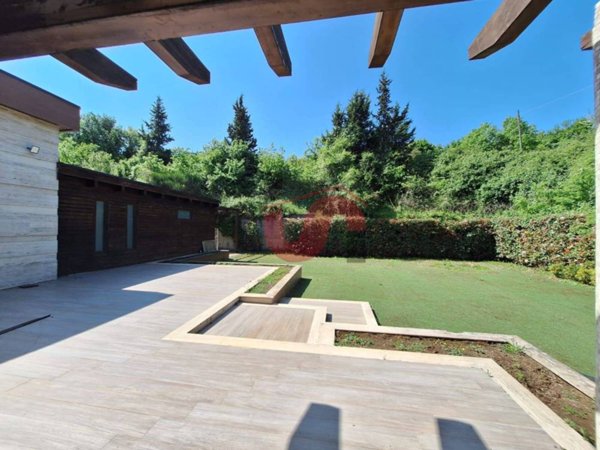 casa indipendente in vendita ad Arpaise