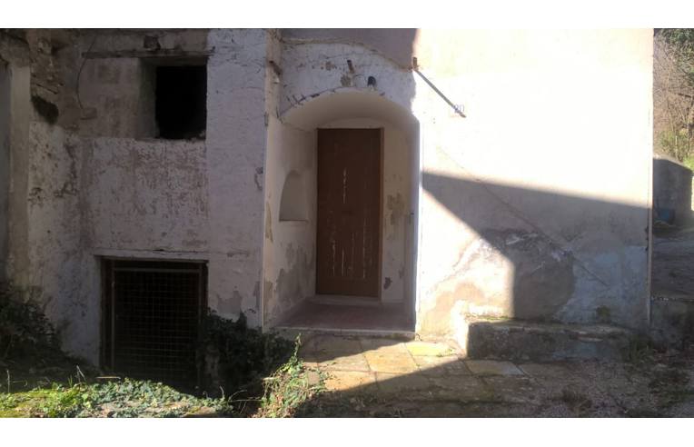 appartamento in vendita ad Arpaise in zona Pasquarielli