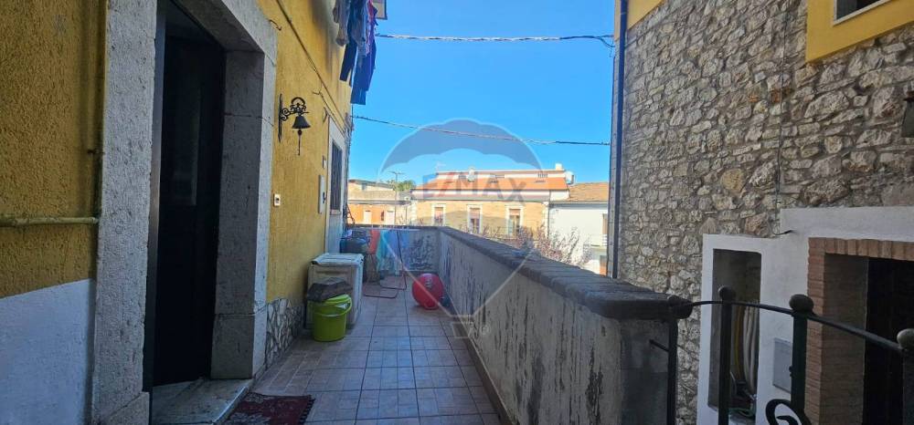casa indipendente in vendita a Baselice