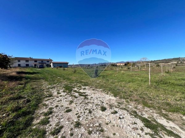 casa indipendente in vendita a Baselice