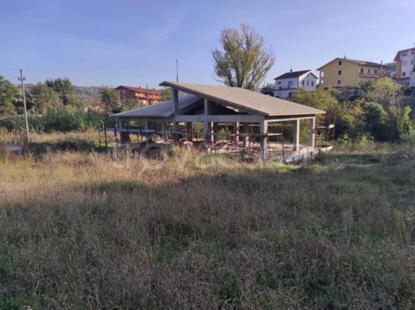 casa indipendente in vendita a Benevento in zona Epitaffio