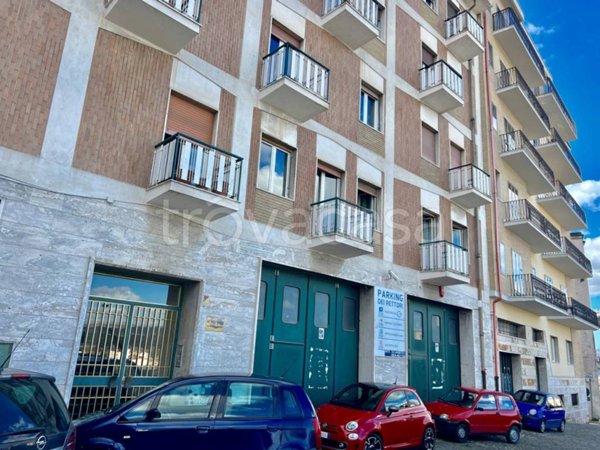 negozio in vendita a Benevento in zona Centro Storico