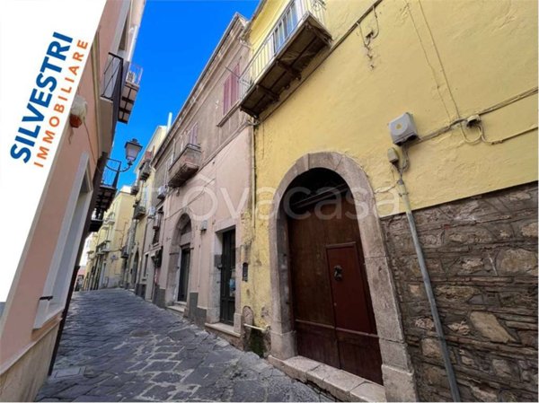 appartamento in vendita a Benevento in zona Centro Storico