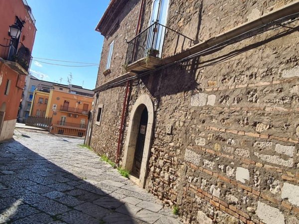 appartamento in vendita a Benevento in zona Centro Storico