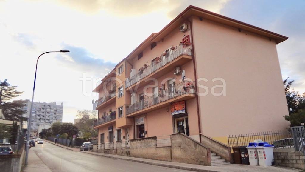 negozio in vendita a Benevento