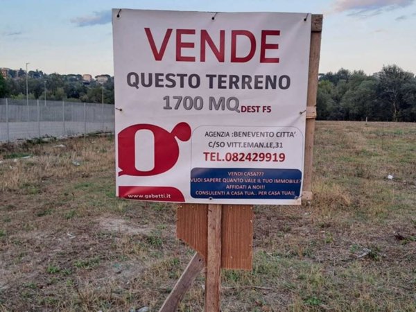 terreno agricolo in vendita a Benevento in zona Libertà