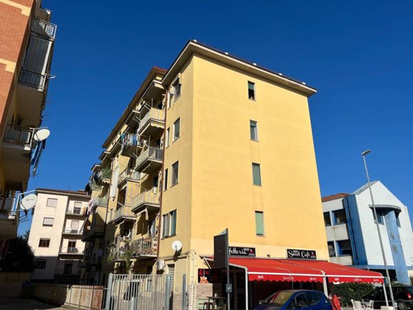 appartamento in vendita a Benevento in zona Libertà