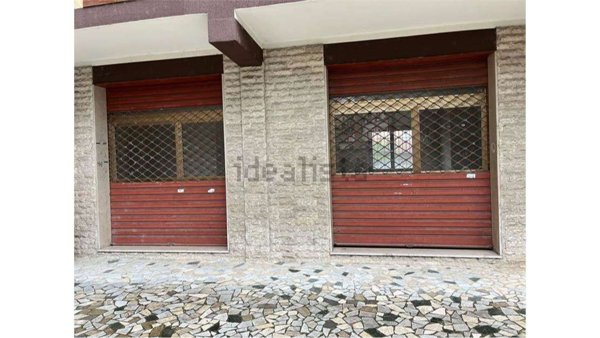 locale commerciale in vendita a Benevento