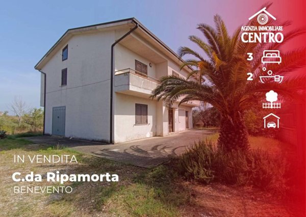 casa indipendente in vendita a Benevento