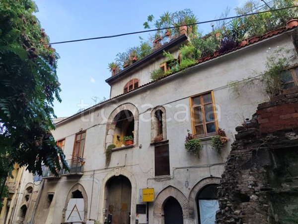 appartamento in vendita a Benevento in zona Centro Storico